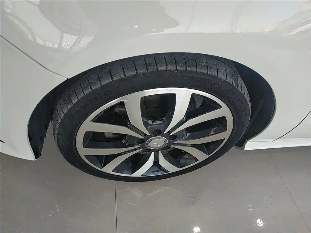 Mercedes-Benz A-Class (Import) 2015 A 200 Fashion фото 23