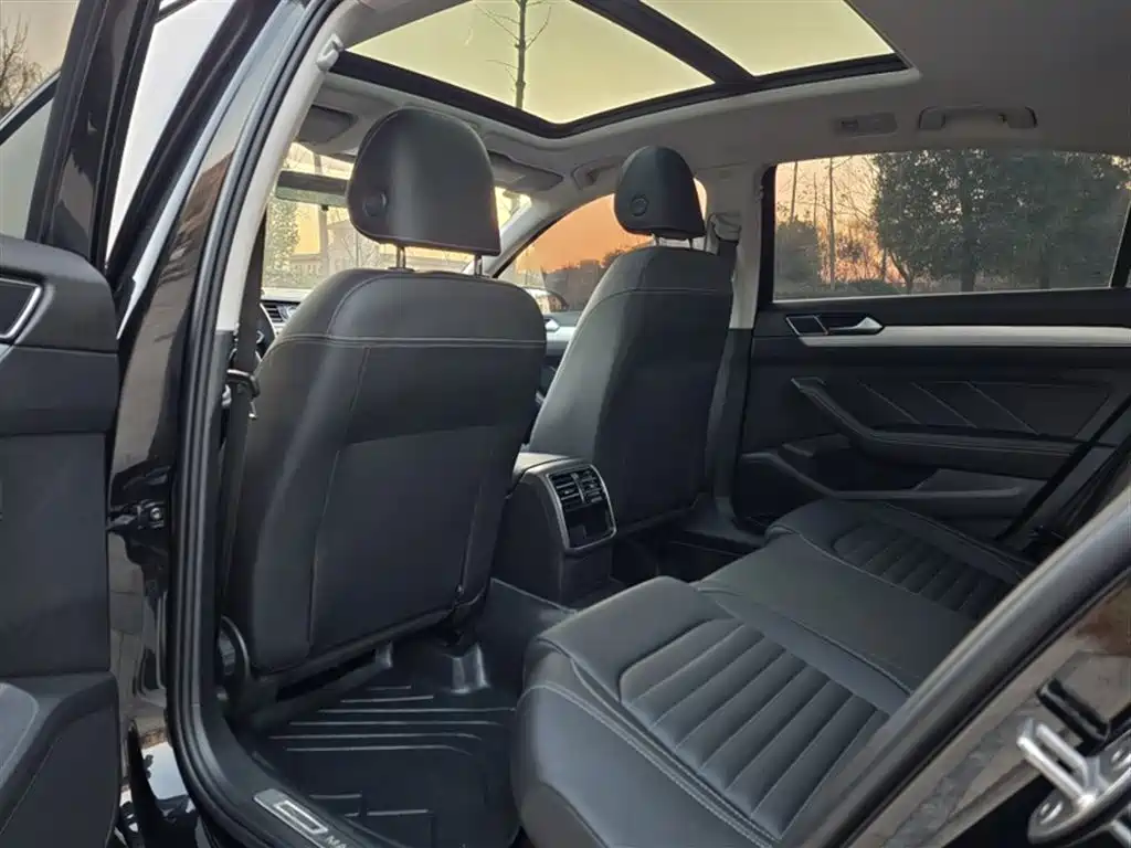 Volkswagen Magotan 2025 Popular Edition 280TSI DSG Comfort фото 22