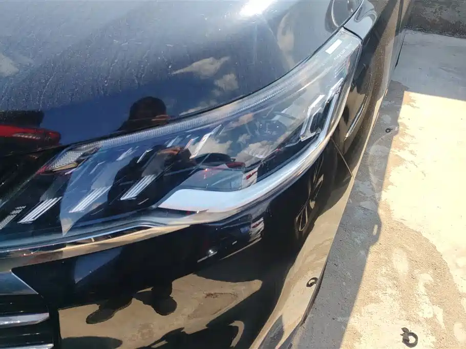 SAIC MAXUS CHASE G50