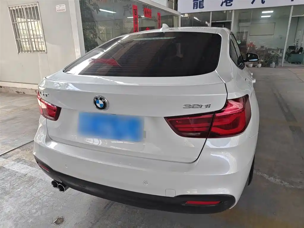 BMW 3 Series GT 2019 320i M Sport Package фото 4
