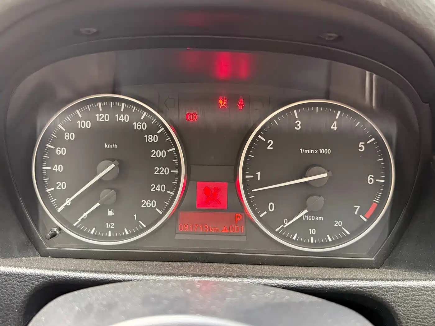 BMW X1 2014 sDrive18i Leading Edition фото 10