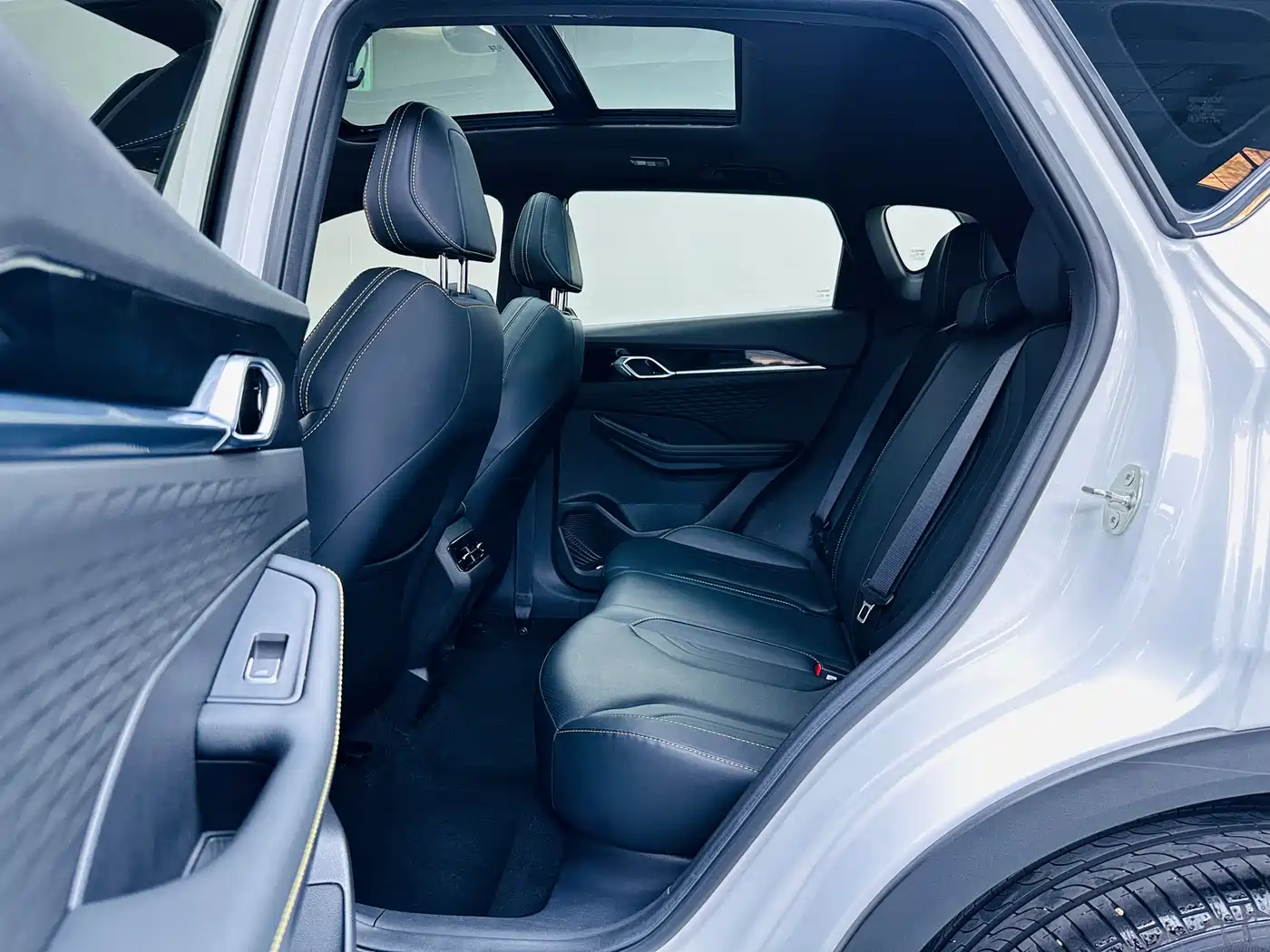 GEELY AUTOMOBILE BINYUE