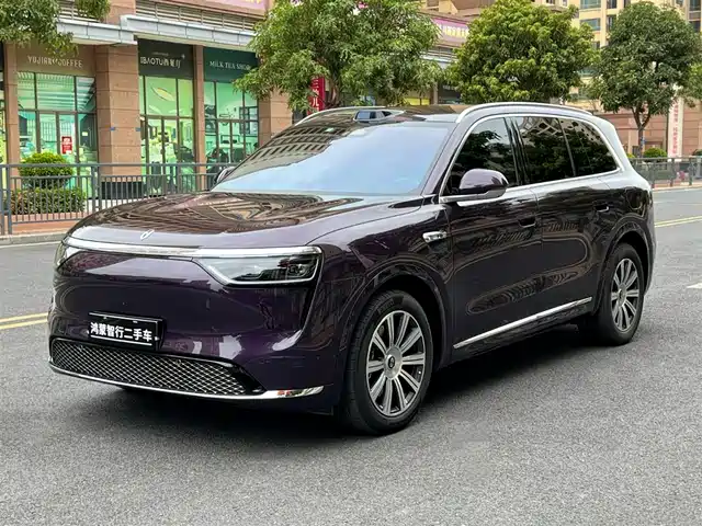 AITO ASK THE WORLD M8