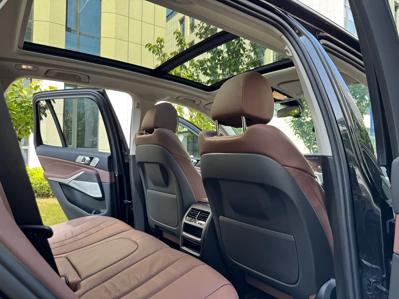 Photo 25 - BMW X5 (Import)