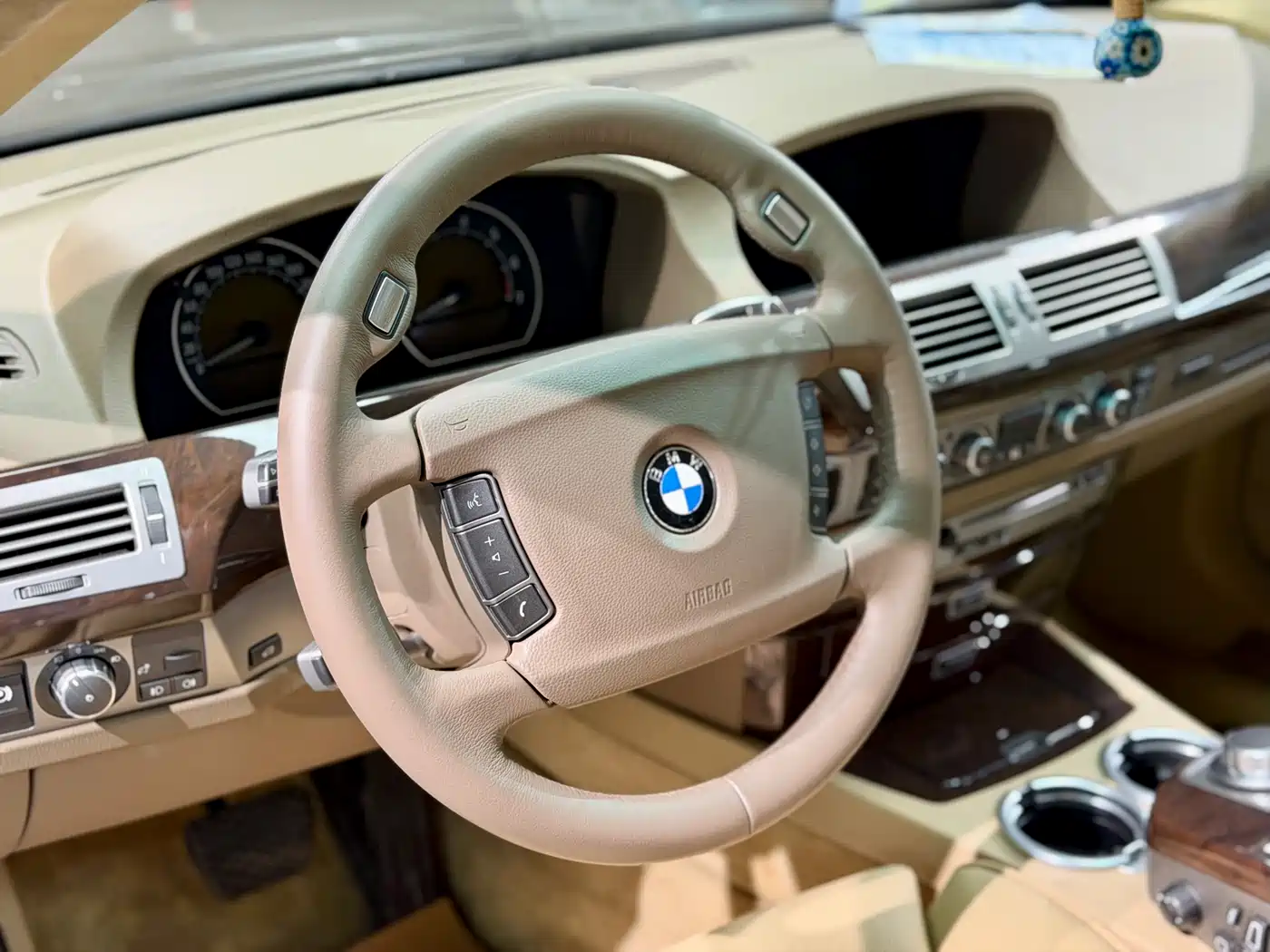 BMW 7 Series 2005 Model 750Li фото 8