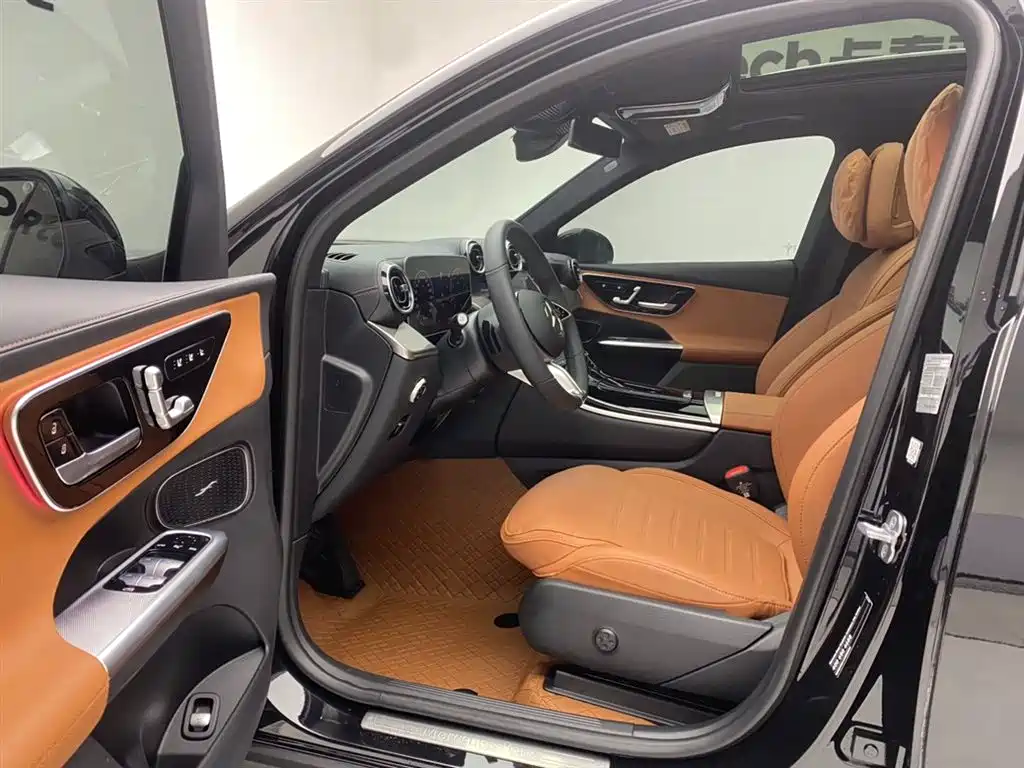 Mercedes-Benz GLC 2025 Model Year GLC 260 L 4MATIC Dynamic фото 17
