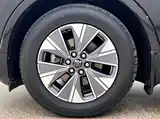 Photo 10 - Buick E5