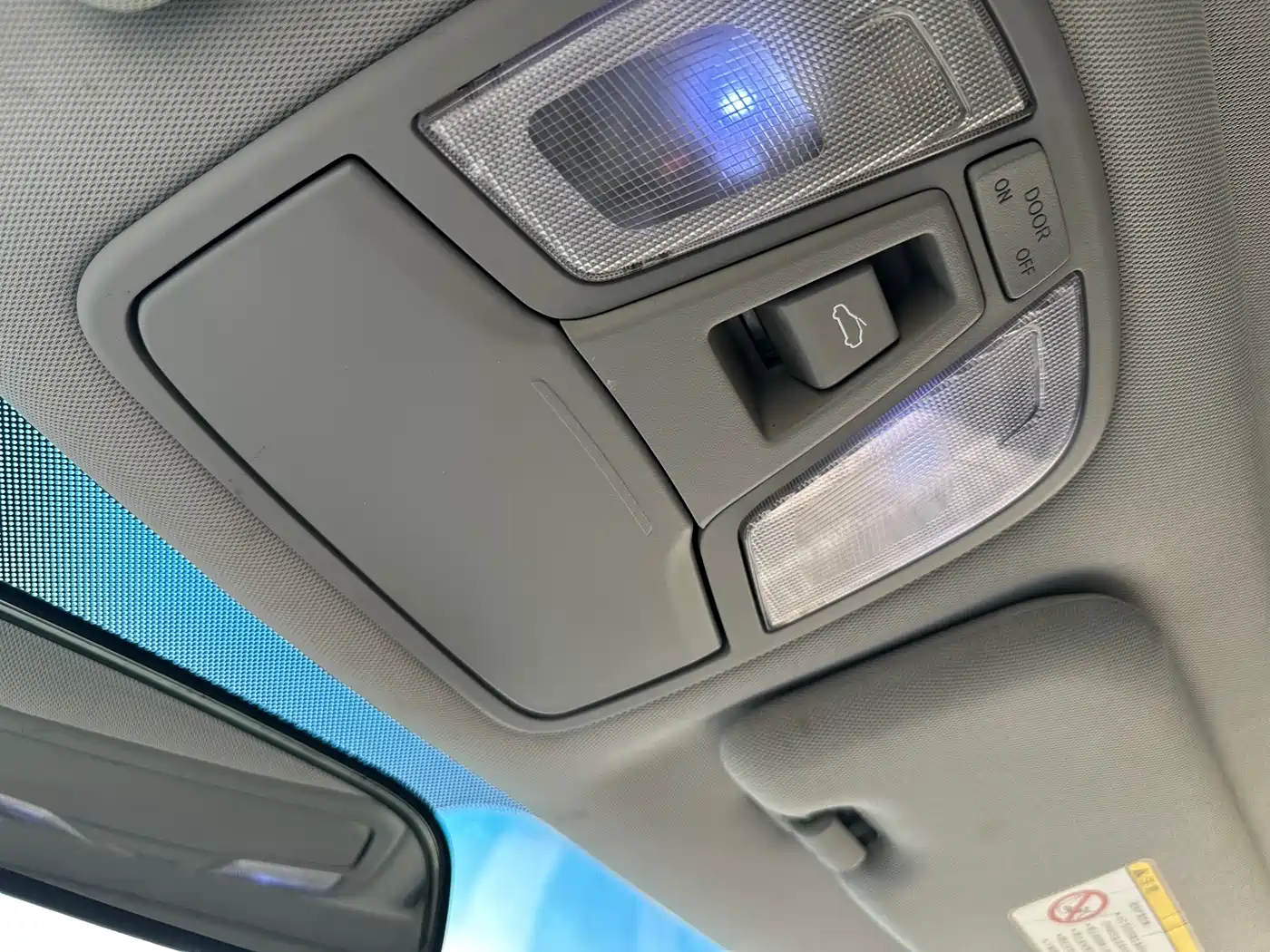 Kia K5 2012 2.0L Automatic DLX фото 22