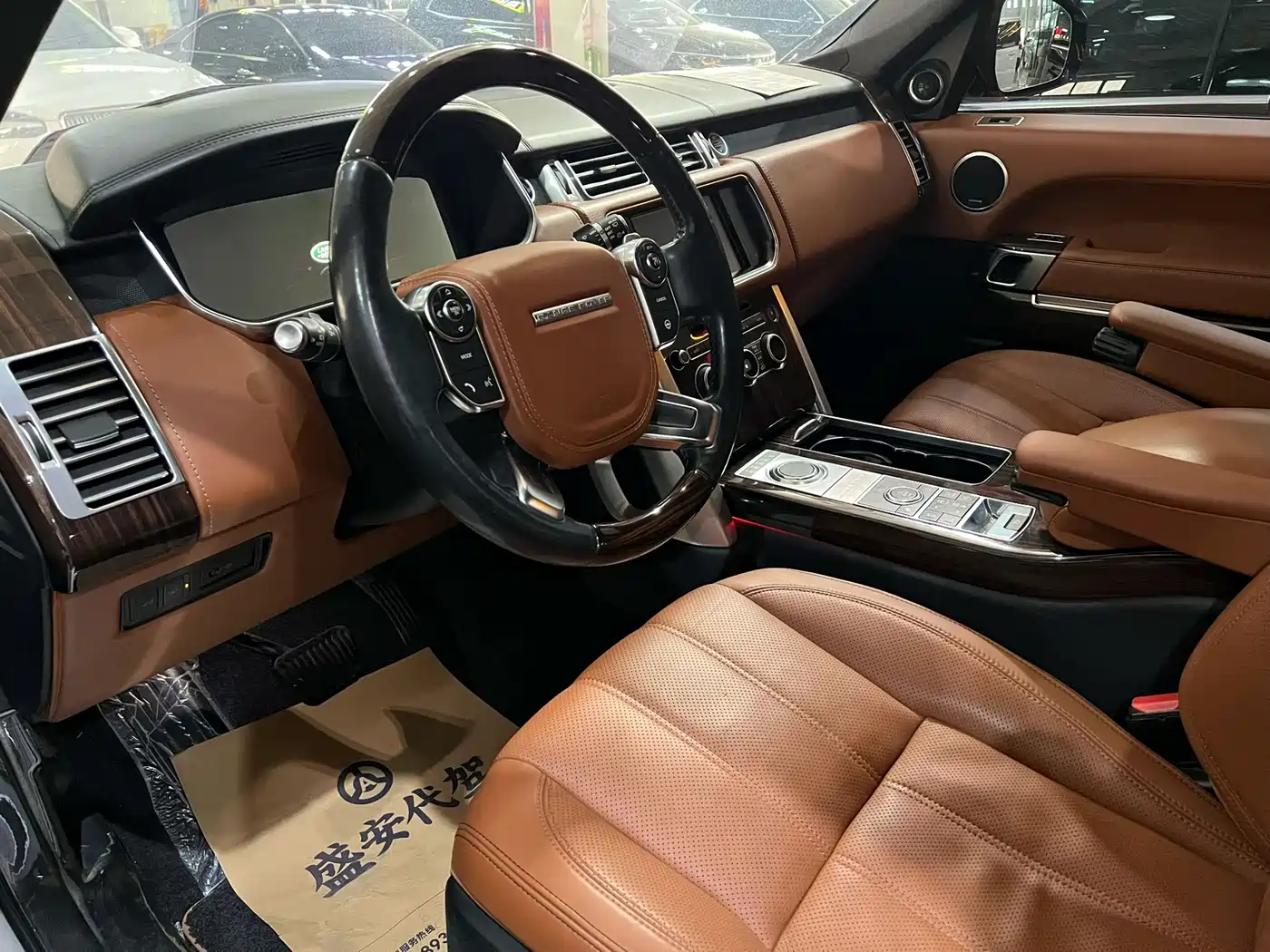 Land Rover Range Rover 2017 3.0 SC V6 Vogue SE Autobiography LWB фото 6