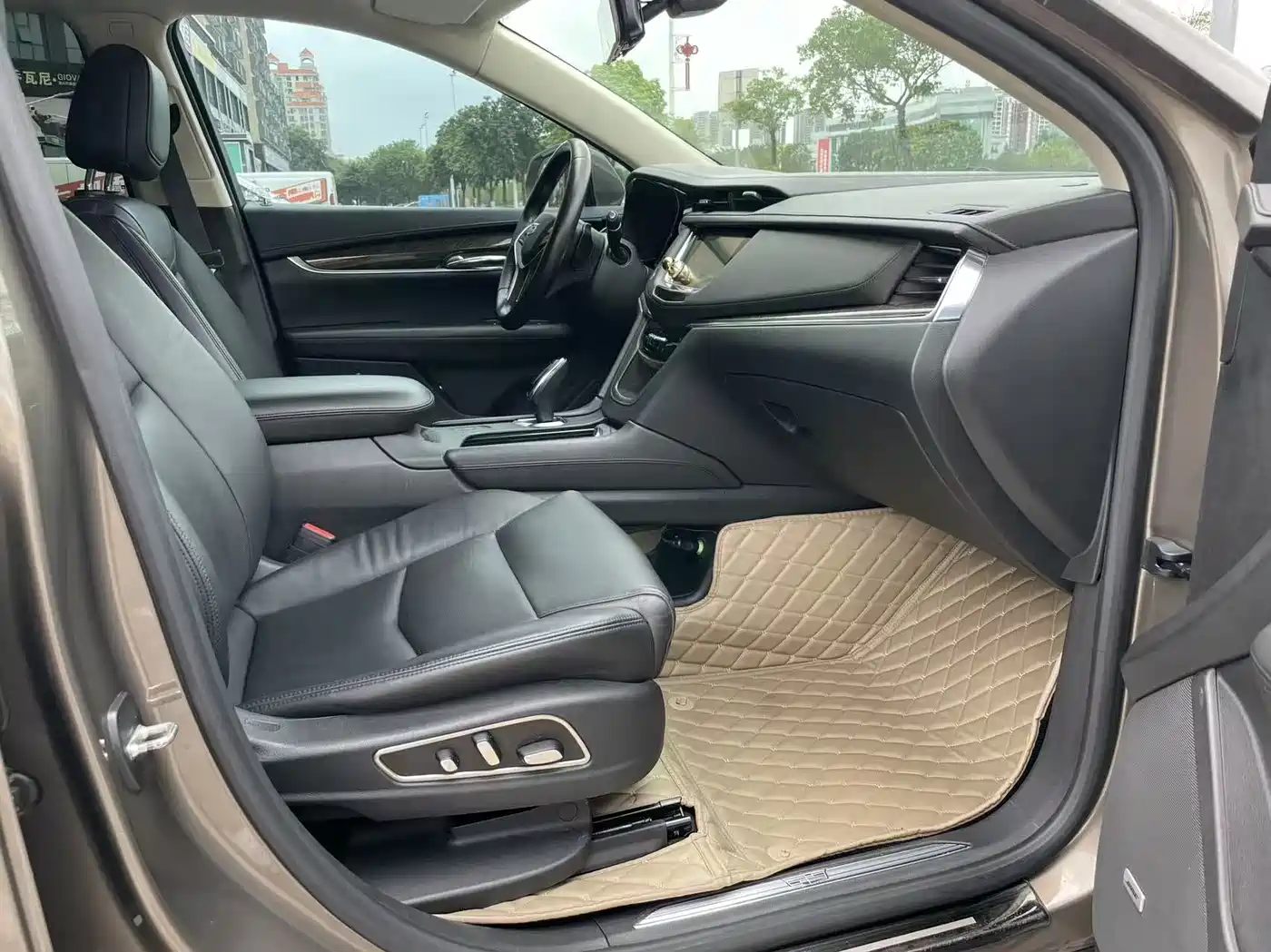Cadillac XT5 2016 28T AWD Luxury Model фото 10