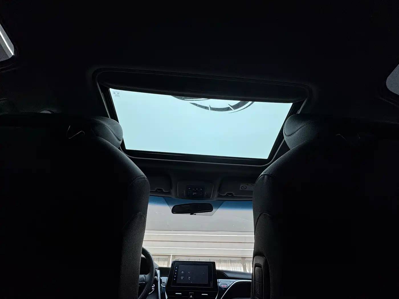 Toyota Camry 2023 2.0GVP Leading Edition фото 18