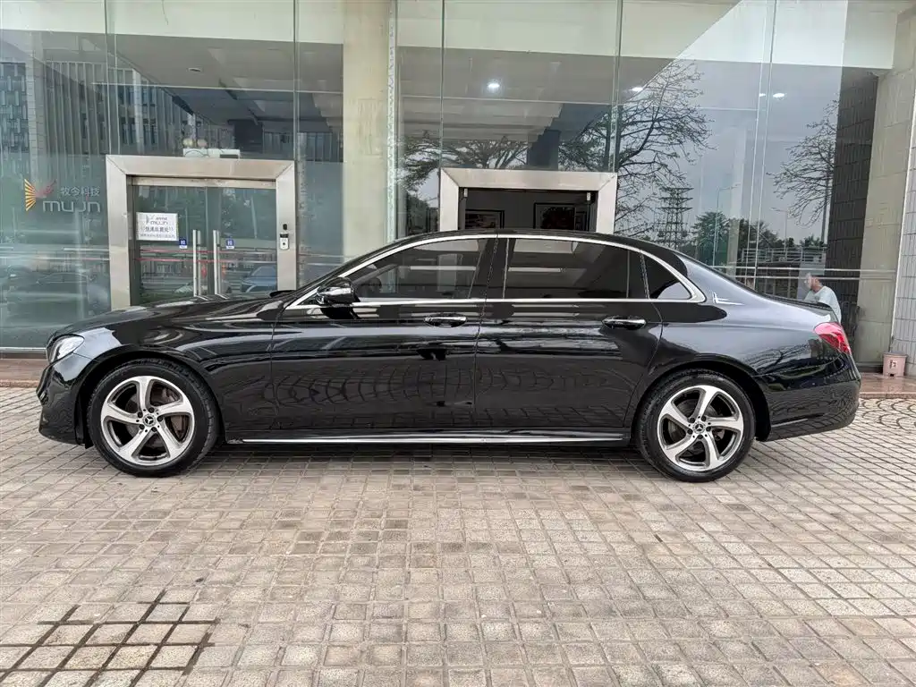 Mercedes-Benz E-Class 2017 E 300 L Sport Luxury фото 15