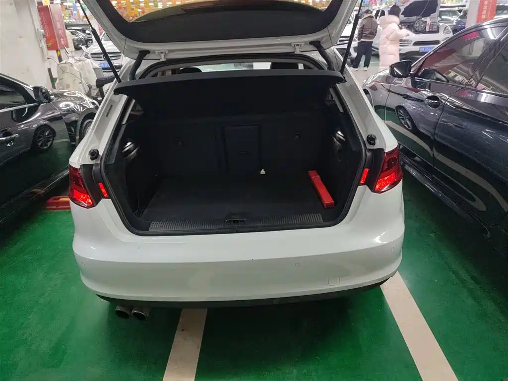 Audi A3 2016 Sportback 40 TFSI Style фото 9