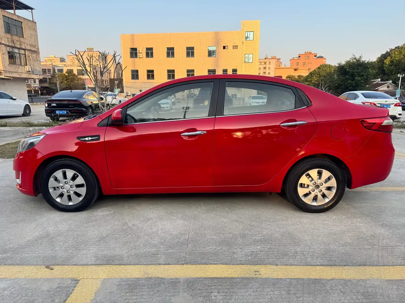 Kia K2 2012 Sedan 1.4L AT TOP Commemorative Edition фото 7