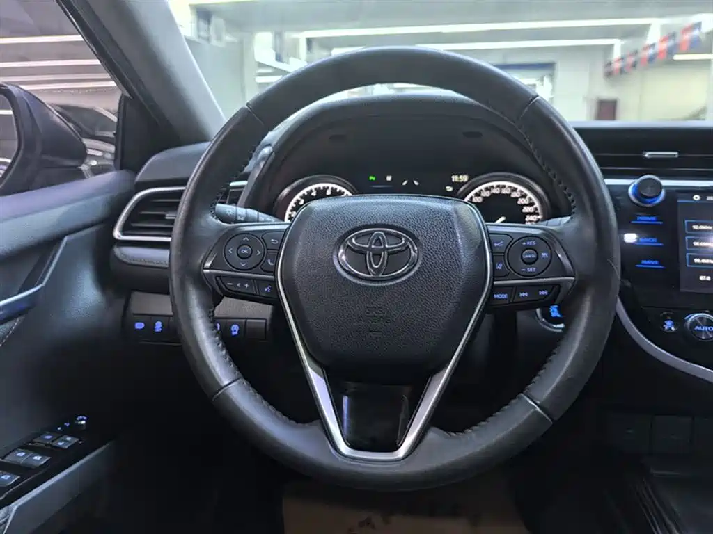 Toyota Camry 2019 Facelift 2.5G Luxury Edition фото 6