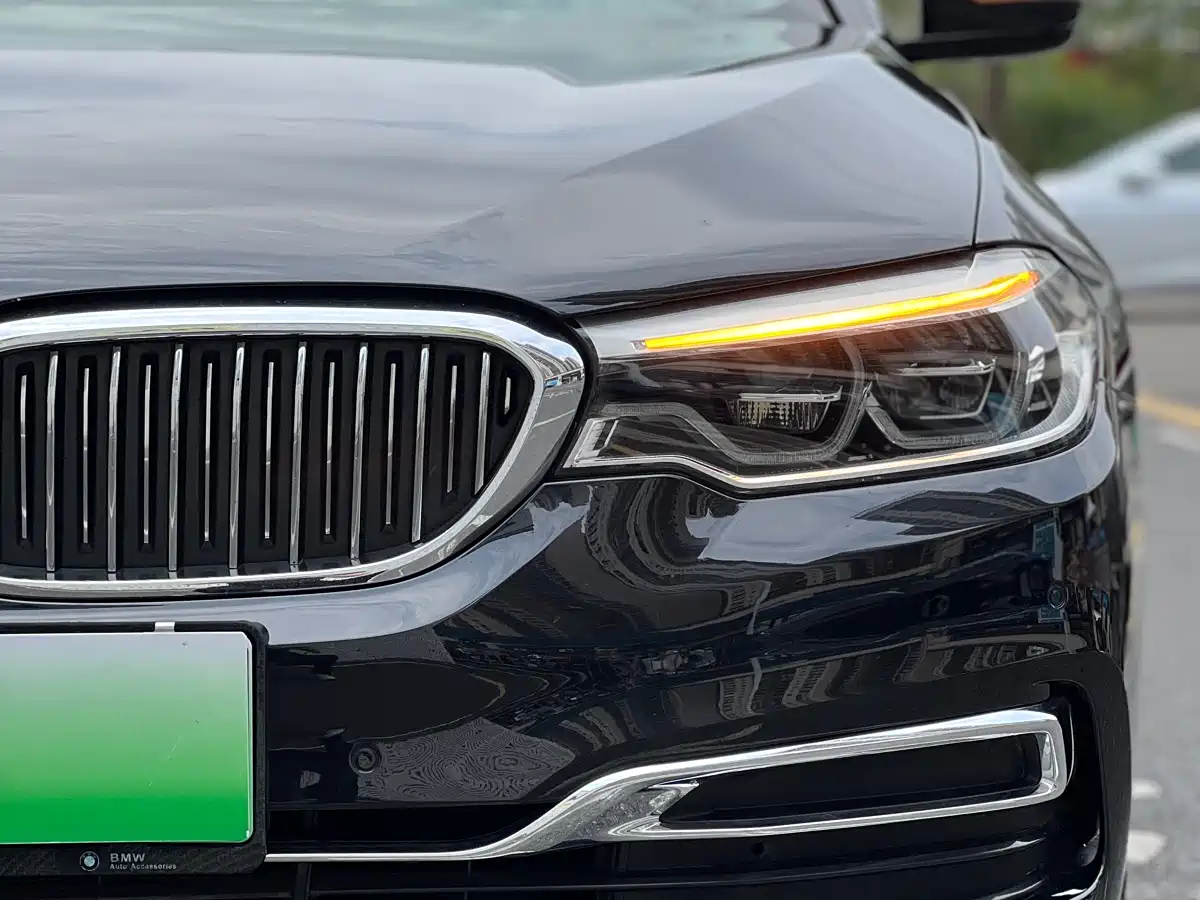 BMW 5 SERIES NEW ENERGY