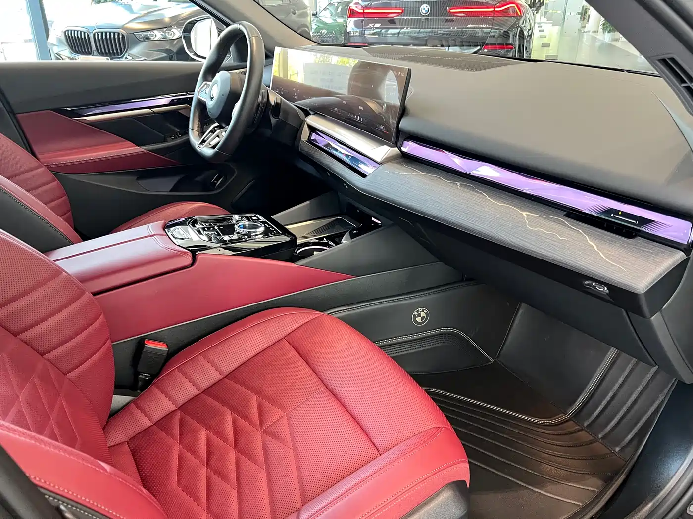 BMW 5 Series 2025 530Li Premium M Sport Package фото 12