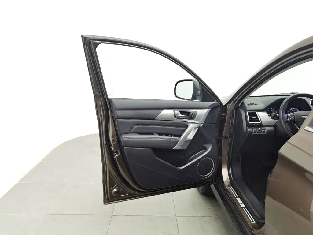 Фото 8 - Haval H2