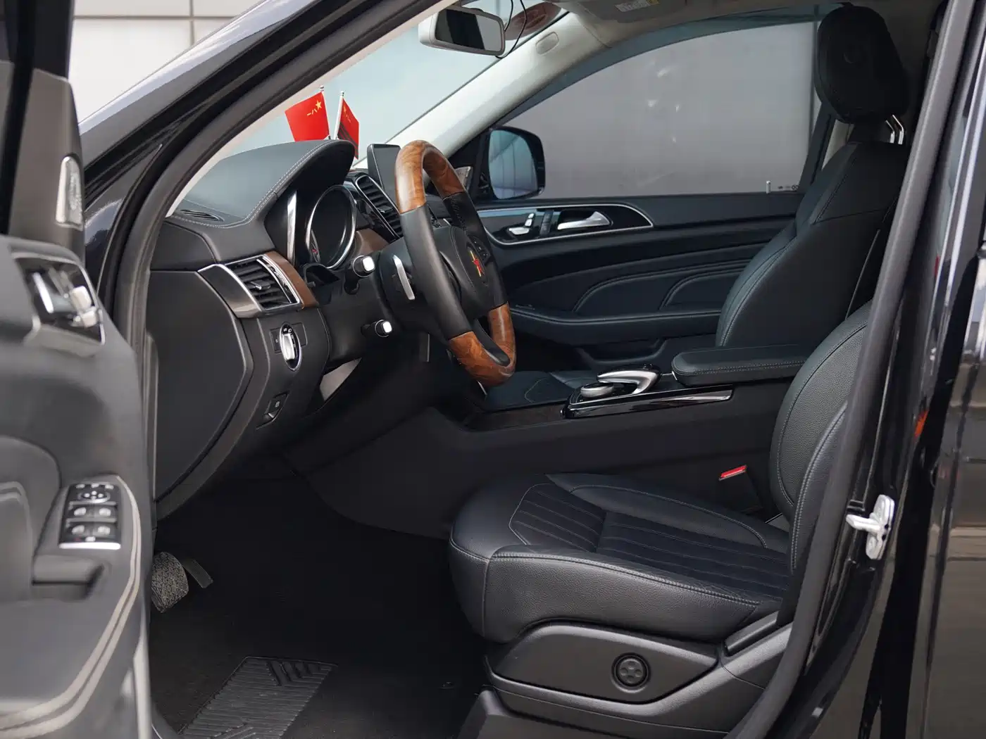 BAIC ORV Beijing Offroad BJ90 2021 3.0T Zhengrong Edition фото 4