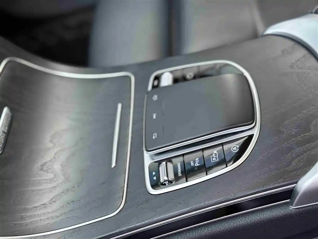 Mercedes-Benz C-Class 2021 C 260 L Sport Starry Exclusive Edition фото 21