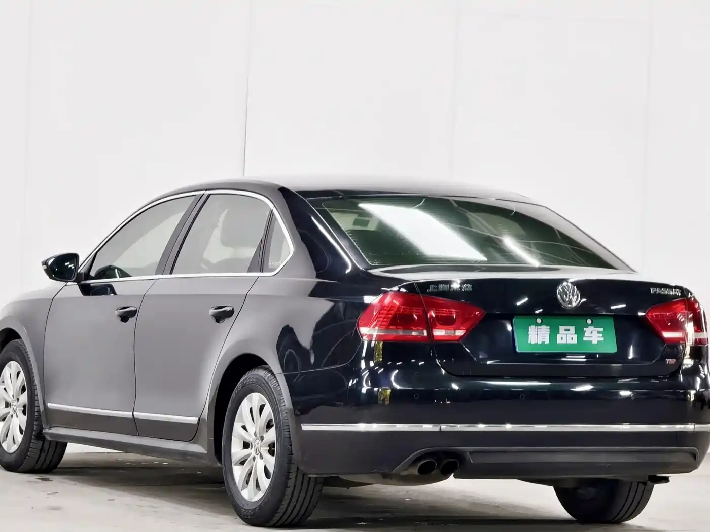 Volkswagen Passat 2011 1.8TSI Automatic Premium Edition фото 6