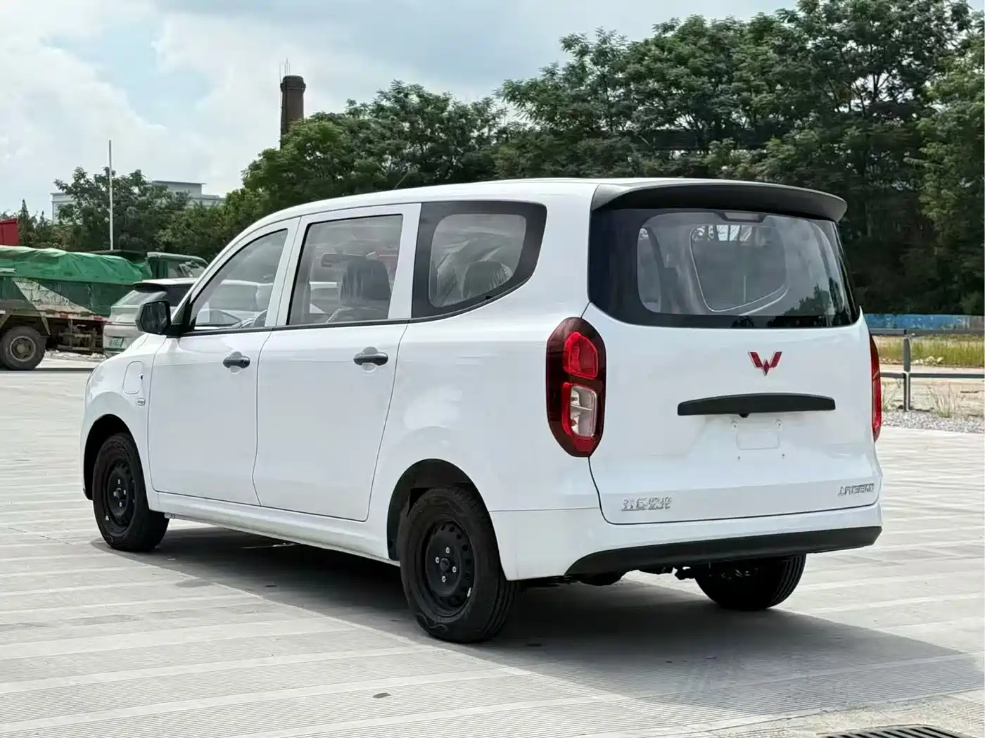 Wuling Motors Wuling Hongguang New Energy 2026 2024 Pure Electric 300KM Standard