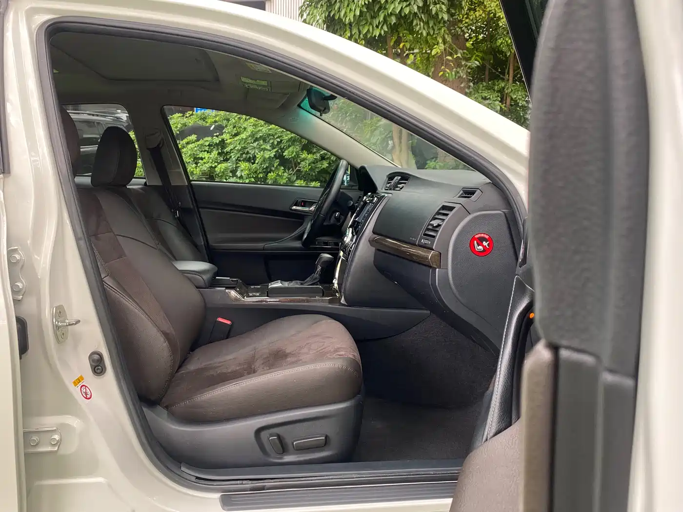 Toyota Reiz 2013 2.5V Premium Edition фото 4