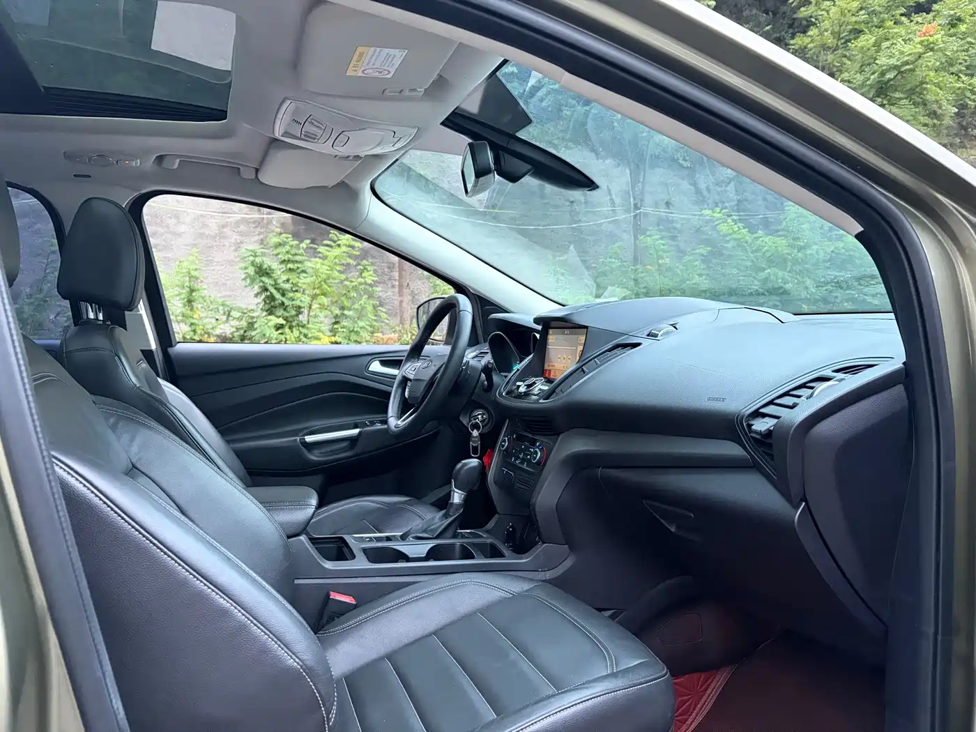 Ford Kuga 2016 2017 EcoBoost 180 FWD Platinum