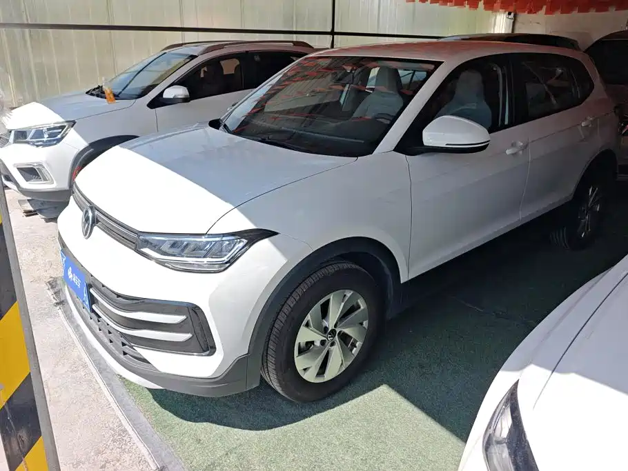 Volkswagen Tharu 2026 2026 New Sharp 1.5L Advance Edition