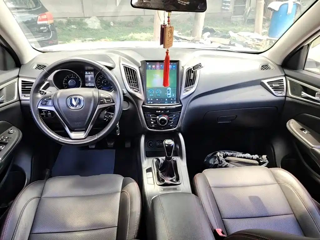 Changan CS75 2014 2014 2.0L Manual Luxury (China IV)
