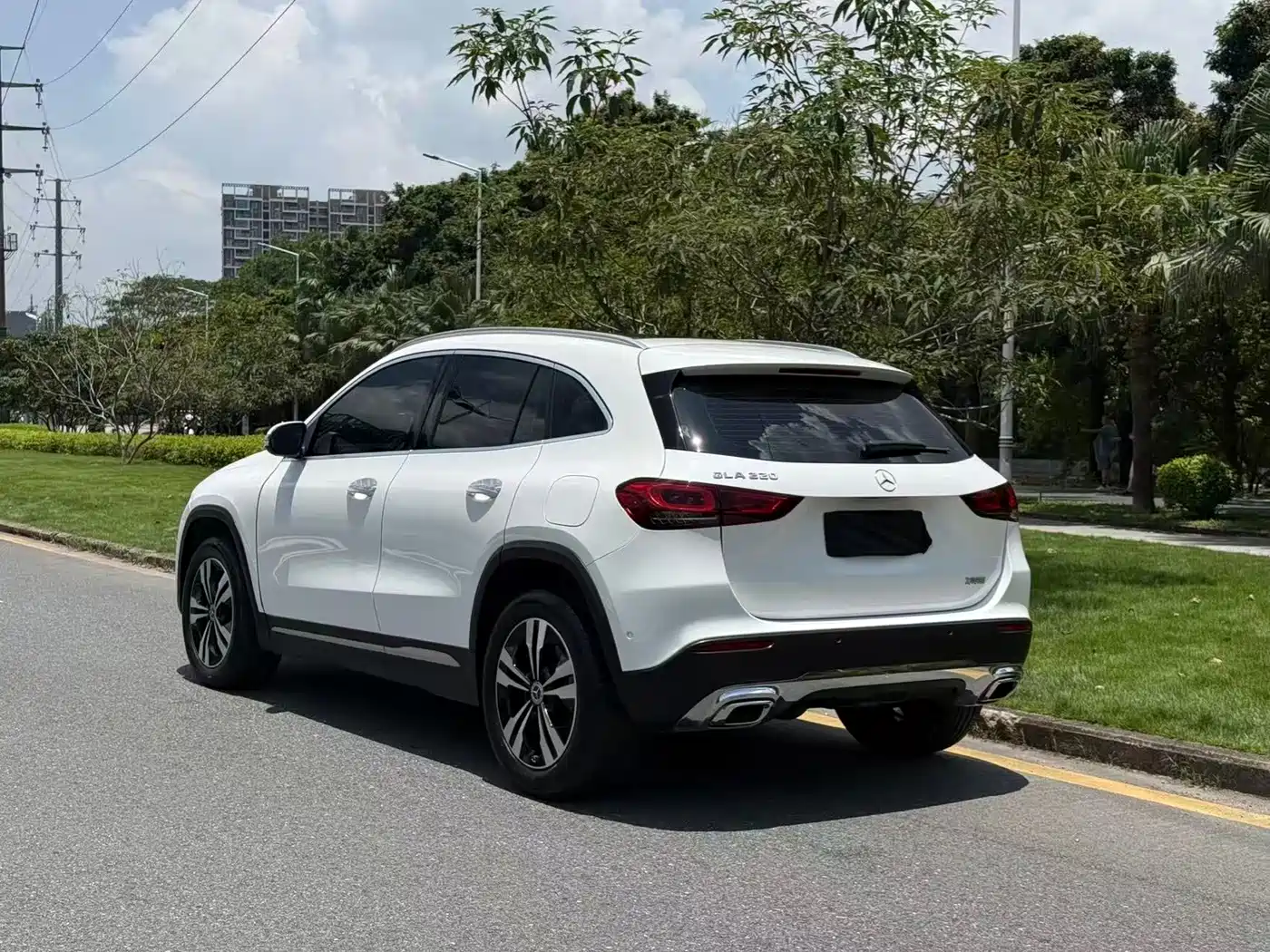 Mercedes-Benz GLA 2023 2023 GLA 220