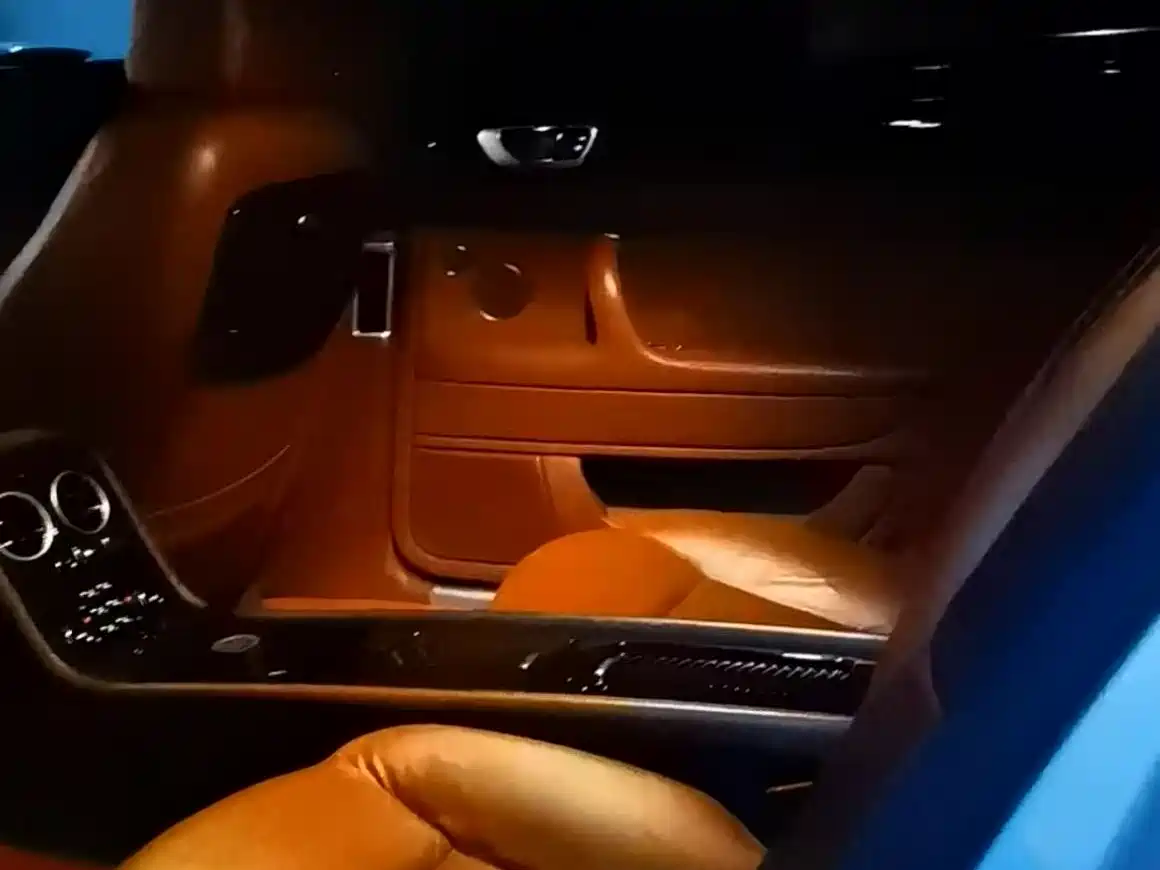 Bentley Flying Spur 2010 2010 6.0T 4-seater Version