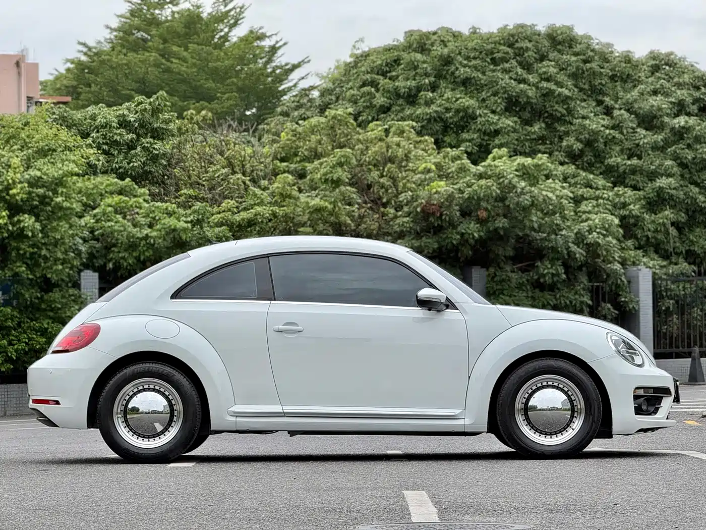 Volkswagen Beetle 2019 2018 180TSI Easy Joy Edition