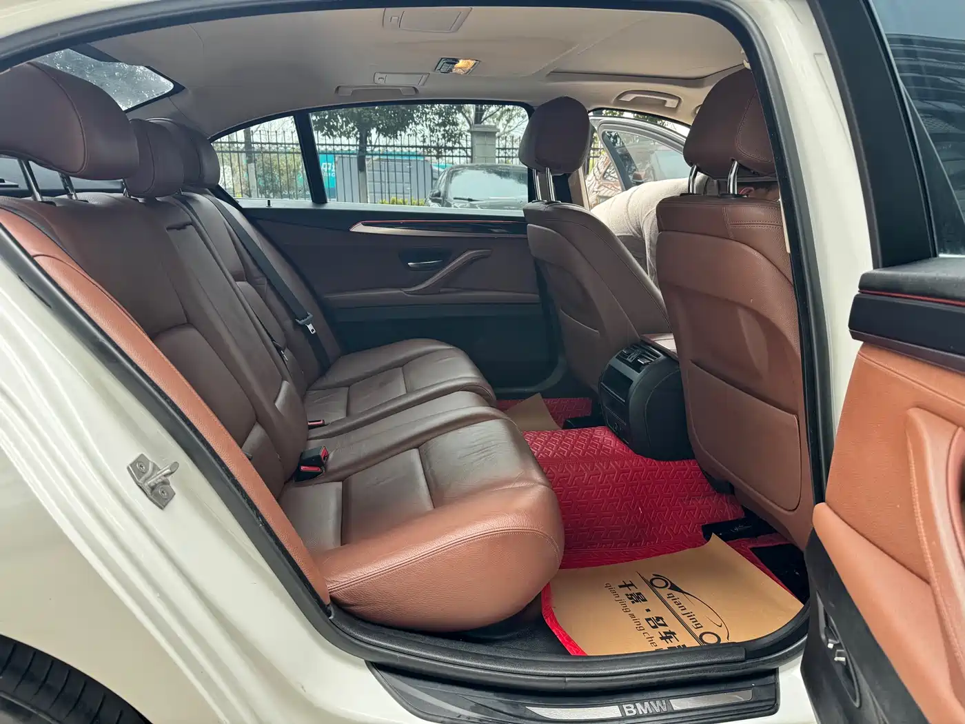 BMW 5 Series 2017 520Li Classic Edition фото 14