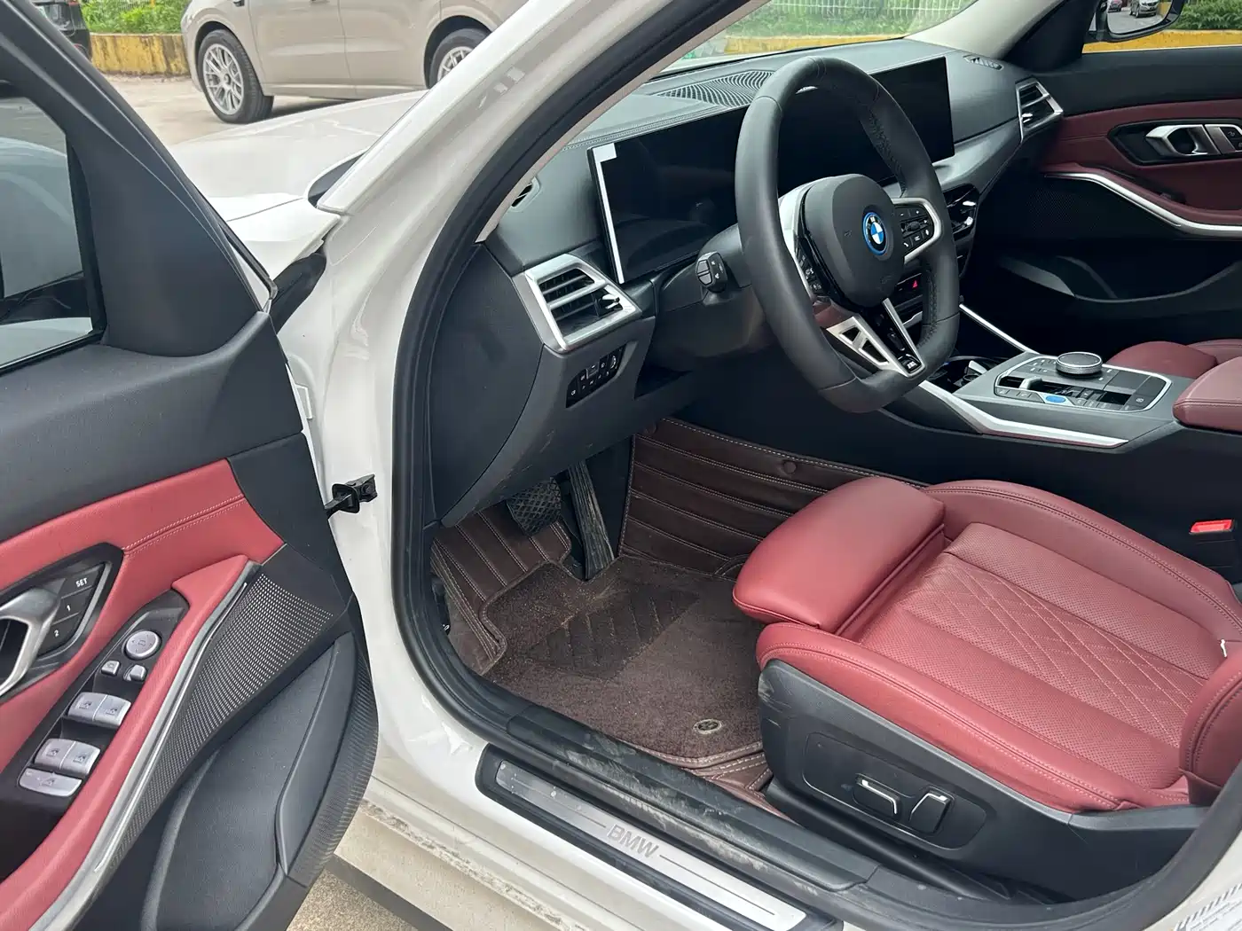 BMW i3 2025 eDrive 35 L фото 5