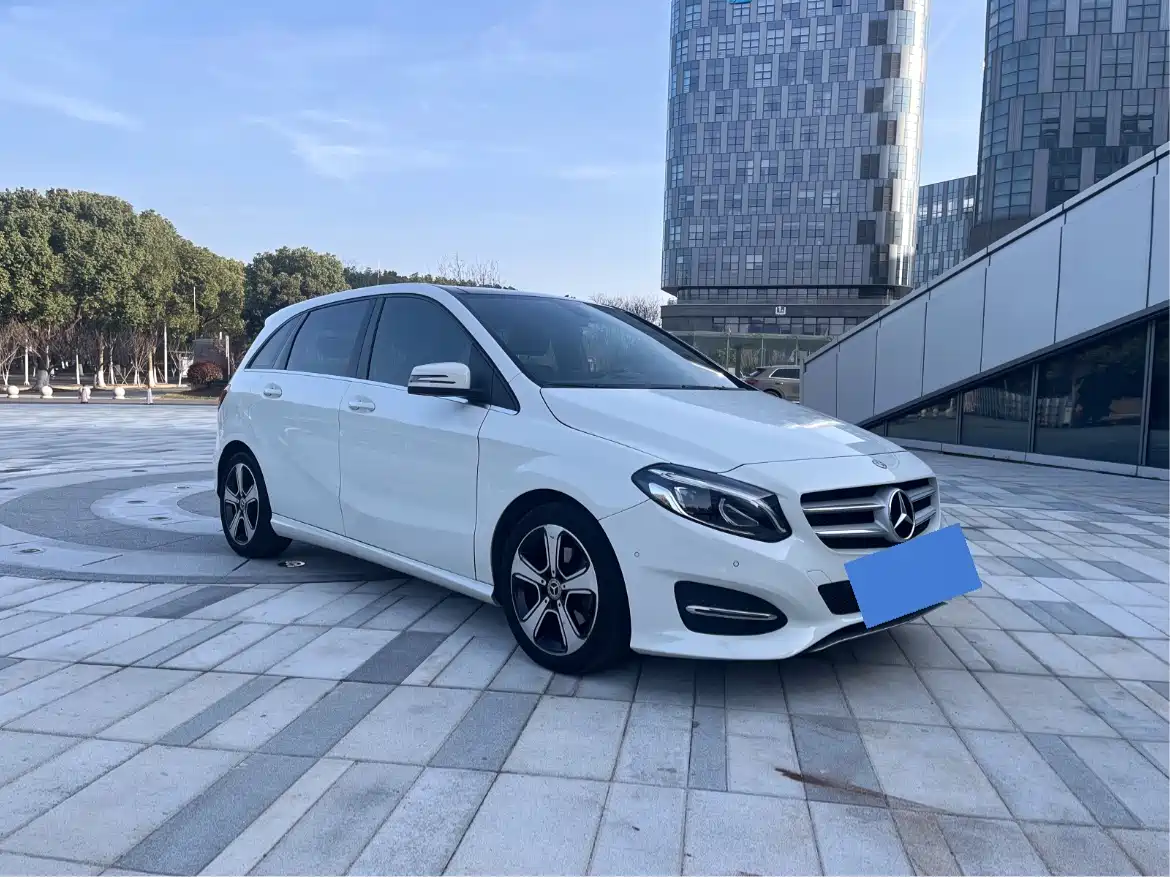 Mercedes-Benz B-Class 2017 B 200 Style фото 2