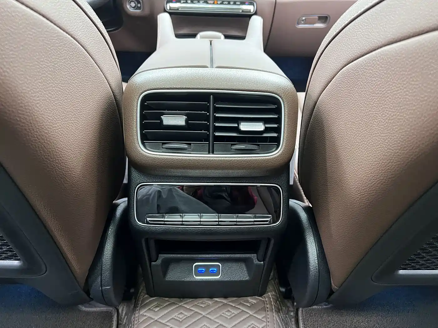 Mercedes-Benz GLE 2026 GLE 350 4MATIC Dynamic фото 21