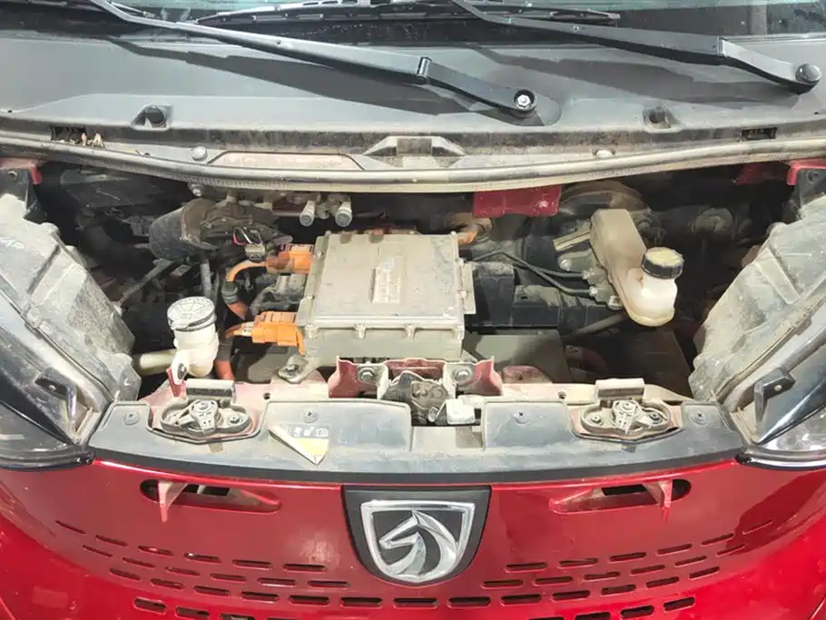 BAOJUN E100