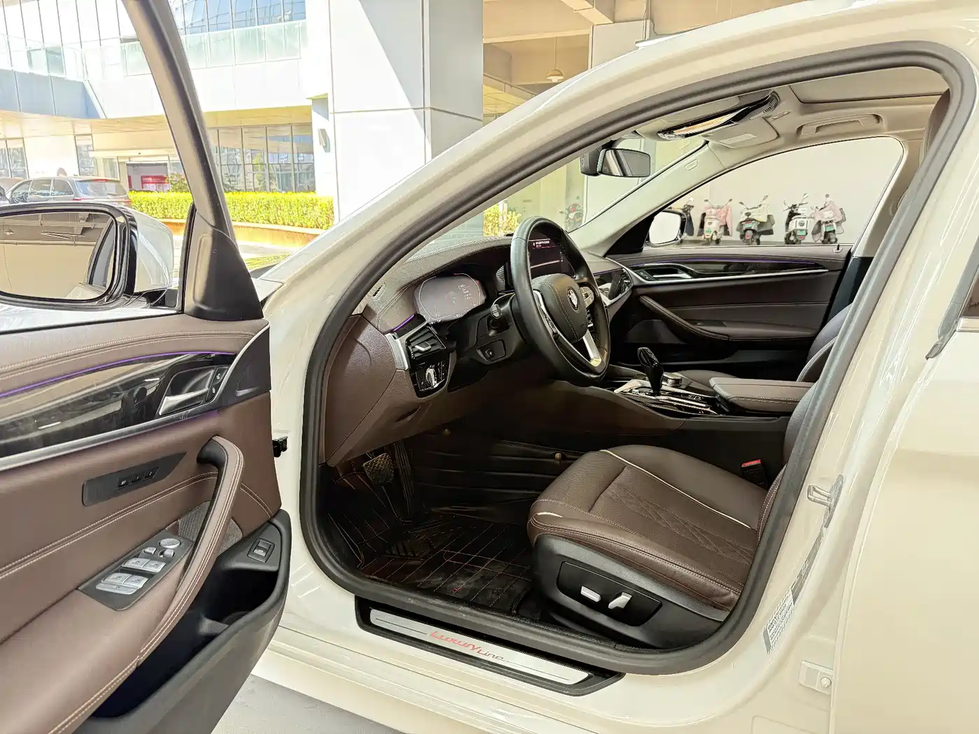 BMW 5 Series 2022 525Li Luxury Package фото 32