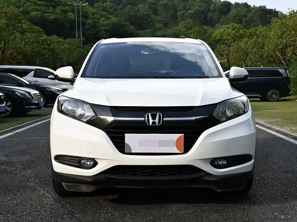 Photo 3 - Honda Vezel