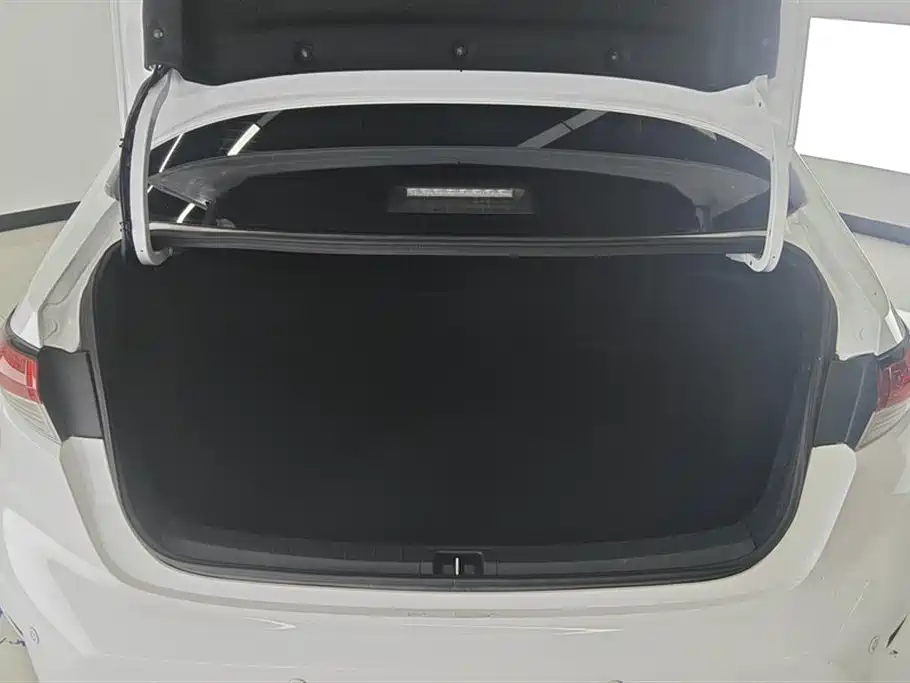 Toyota Levin 2021 185T CVT Progressive Edition фото 4