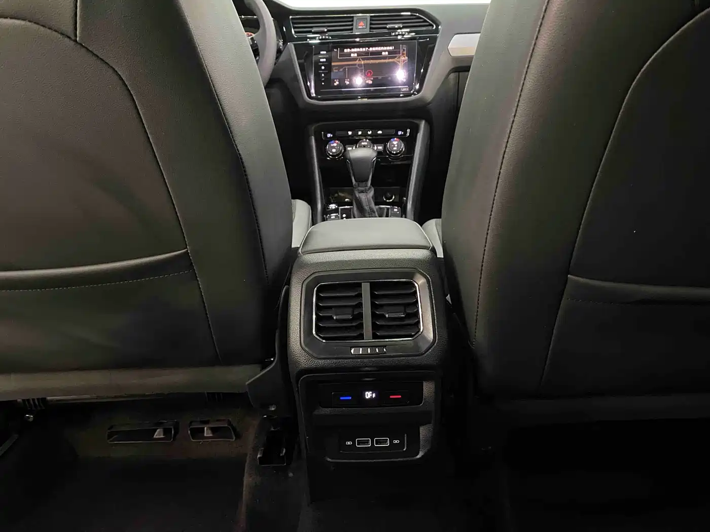 Volkswagen Tiguan L 2021 330TSI Automatic 2WD Smart фото 22