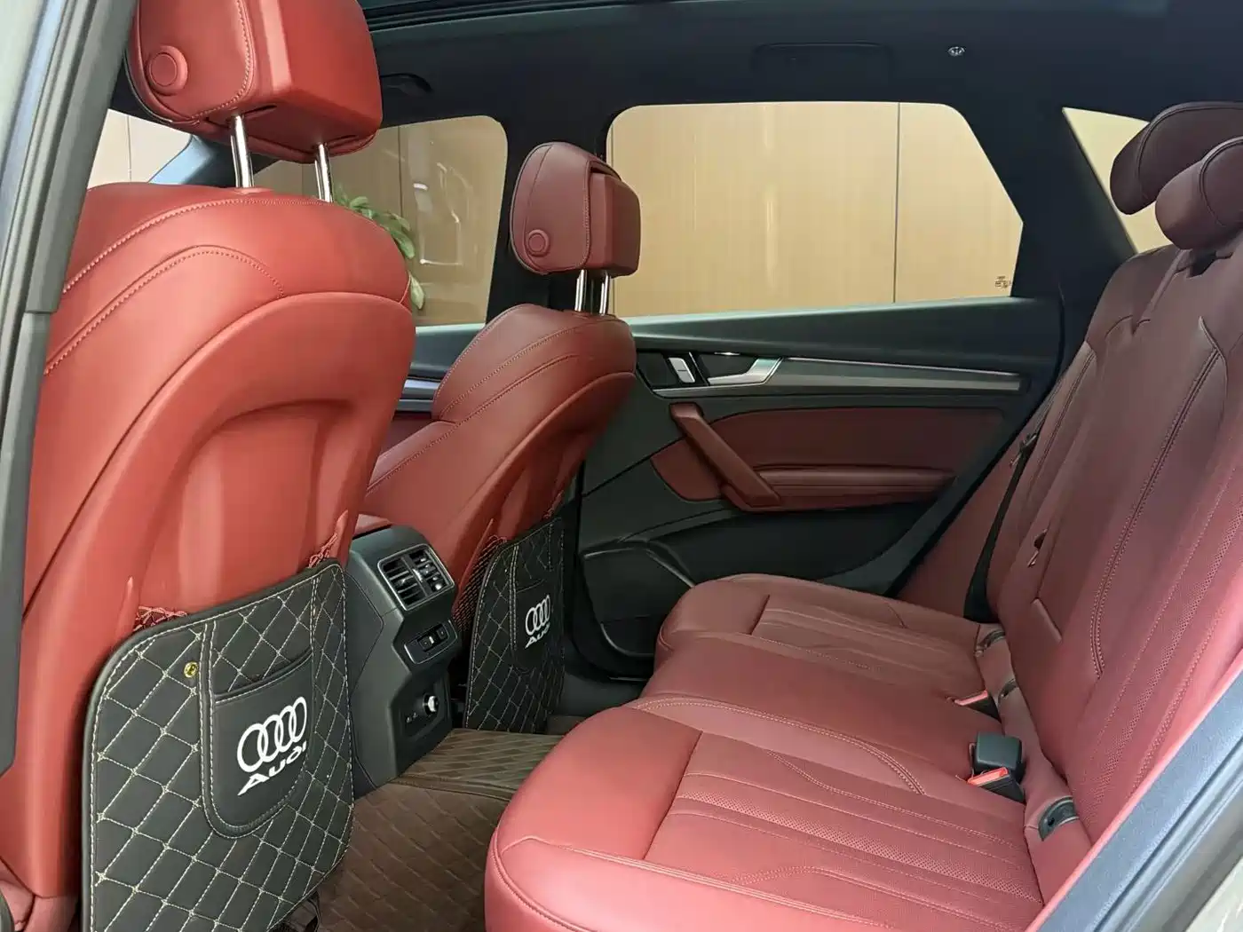Фото 9 - Audi Q5L