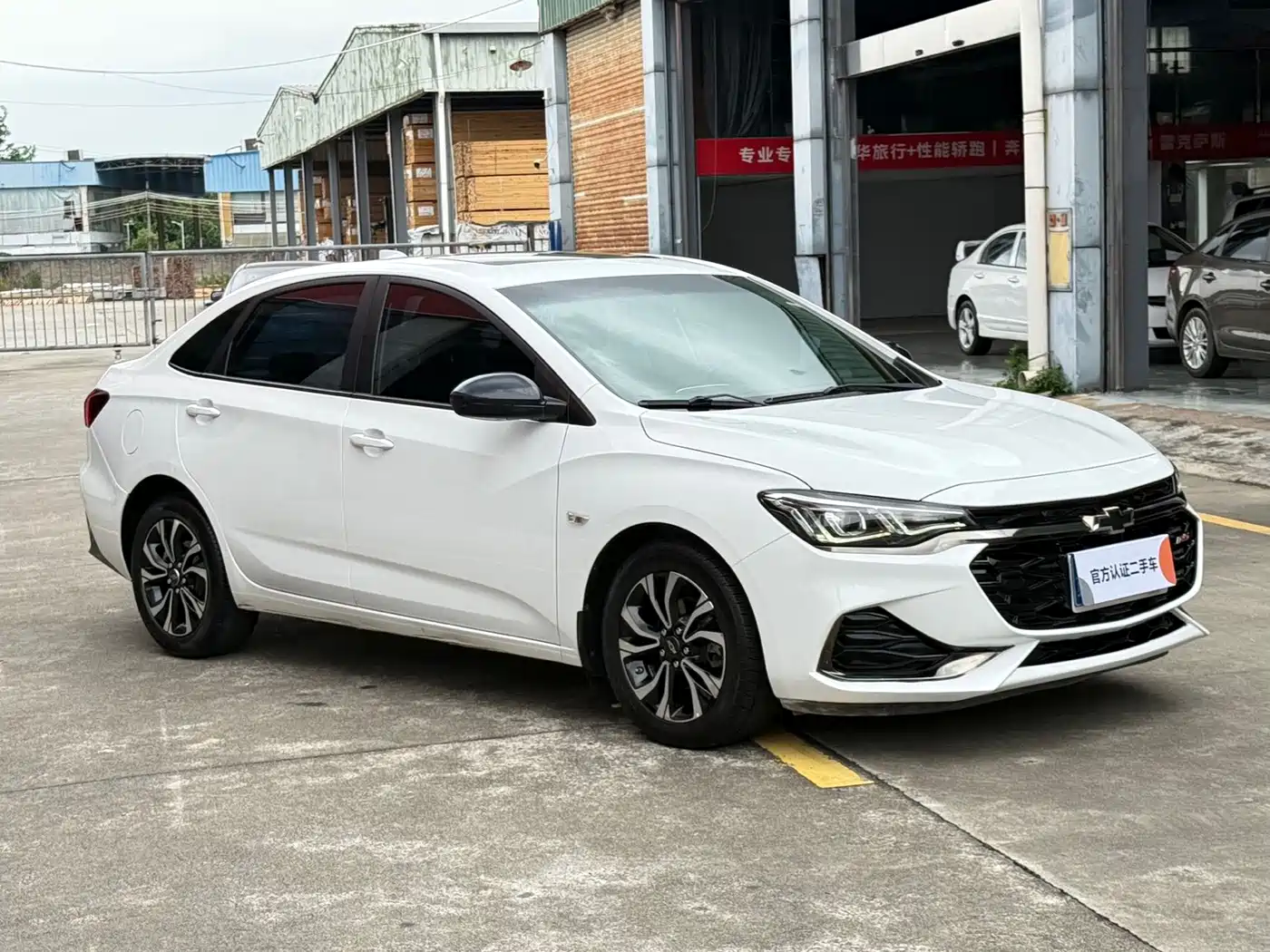 Chevrolet Monza 2019 2019 RS 330T Auto Smooth Edition China VI