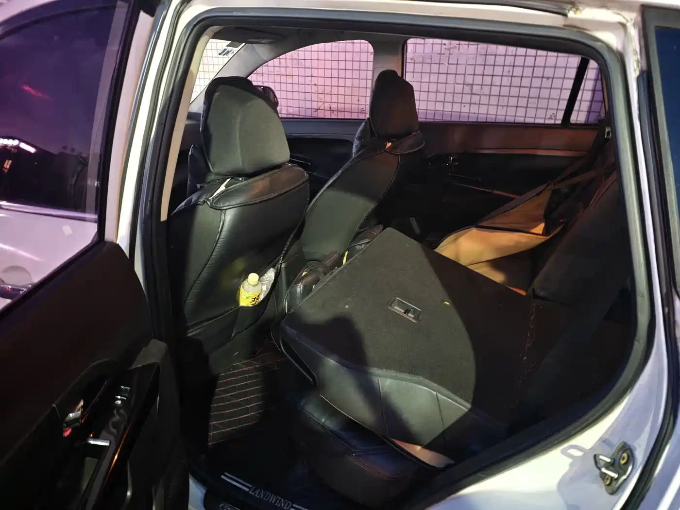 Landwind X5 2013 2013 Model 2.0T Manual Leader Edition
