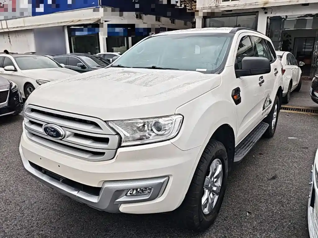 2018 Ford Everest