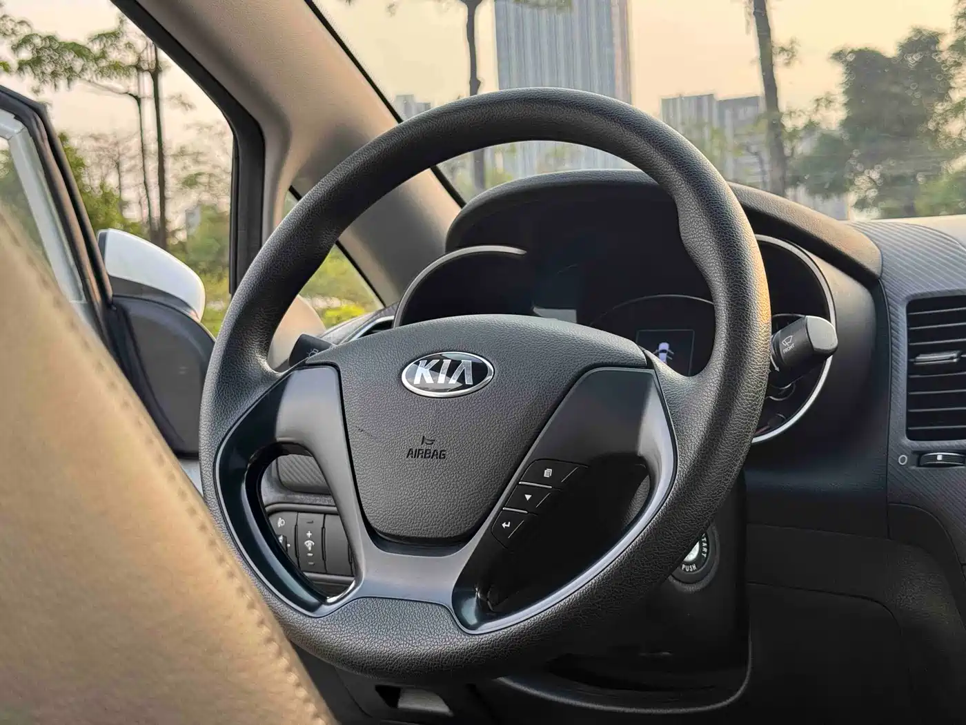 Kia K3 2017 1.6L Automatic 15th Anniversary Special GLS фото 22