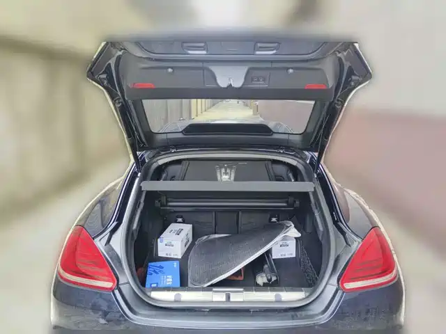 Porsche Panamera 2016 Panamera Executive Edition 3.0T — фото 5