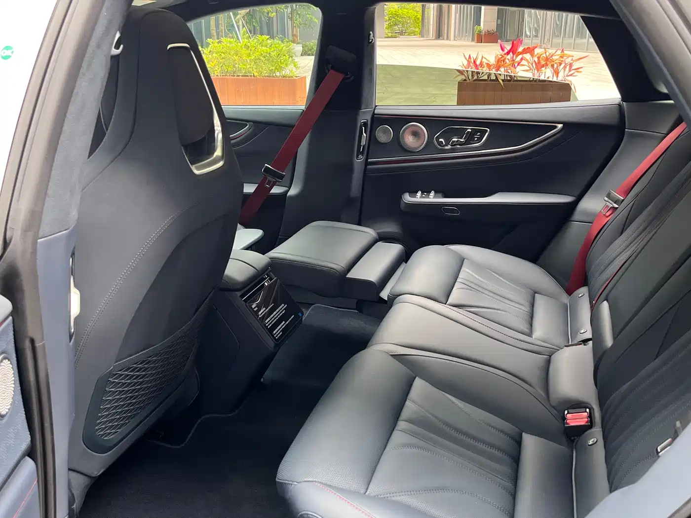 ZEEKR EXTREME KRYPTON 001