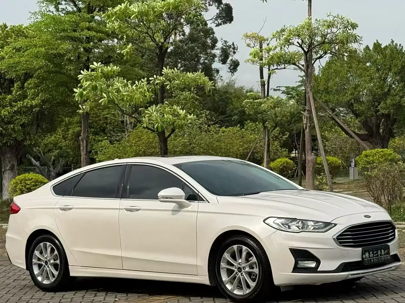 FORD MONDEO